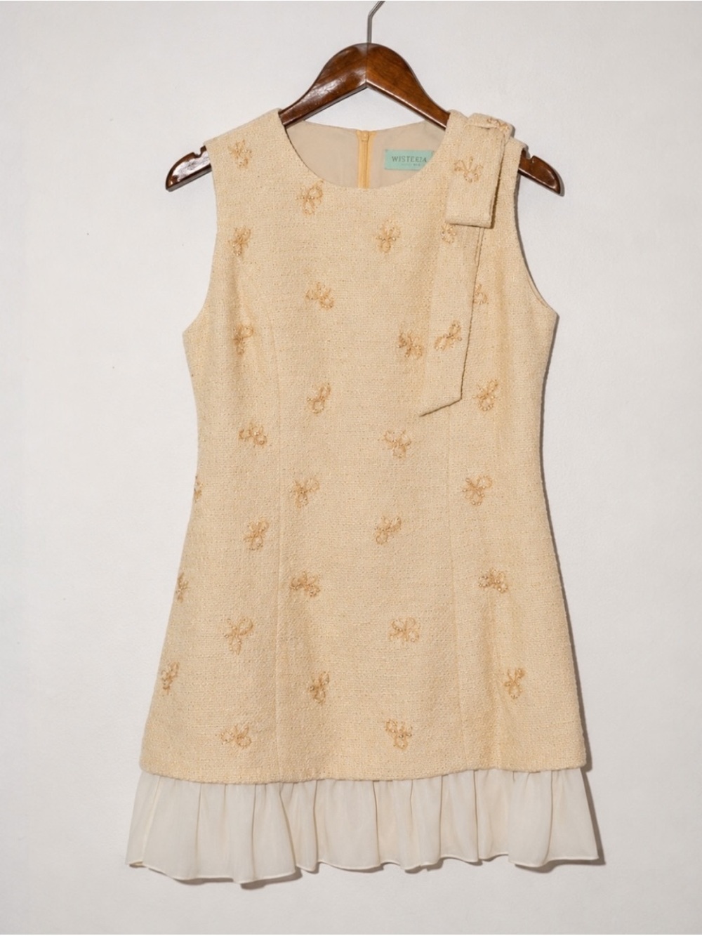 The Magnolia Bow Dress Buttercream / Brand new with tags by Wisteria / Medium - Picture 3 of 4